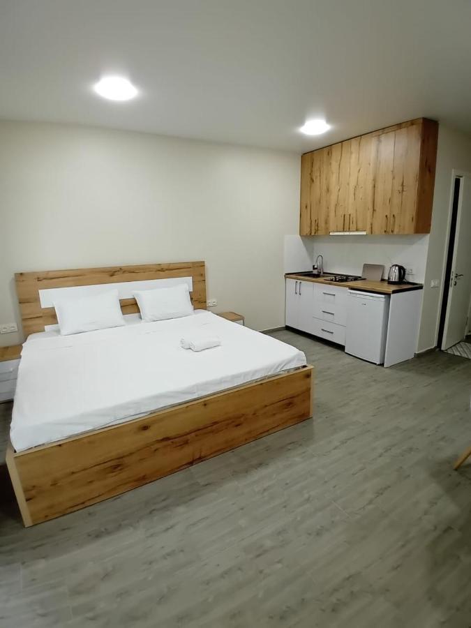 Central Park Apartment Batumi Exterior foto