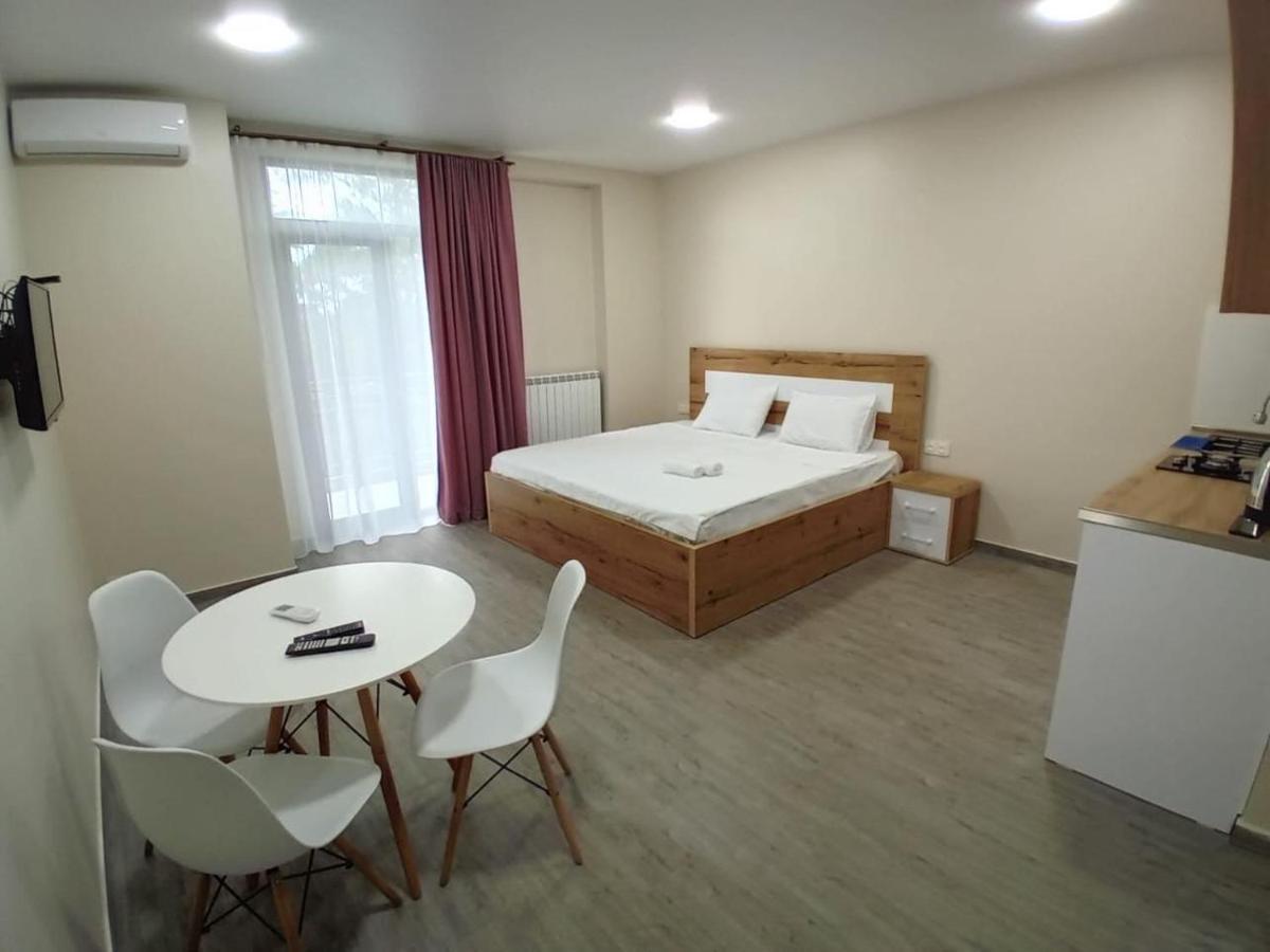 Central Park Apartment Batumi Exterior foto